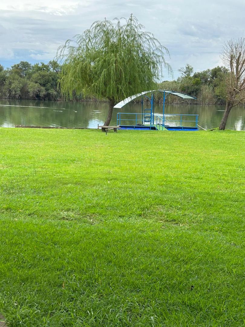 4 Bedroom Property for Sale in Douglas Rural Northern Cape